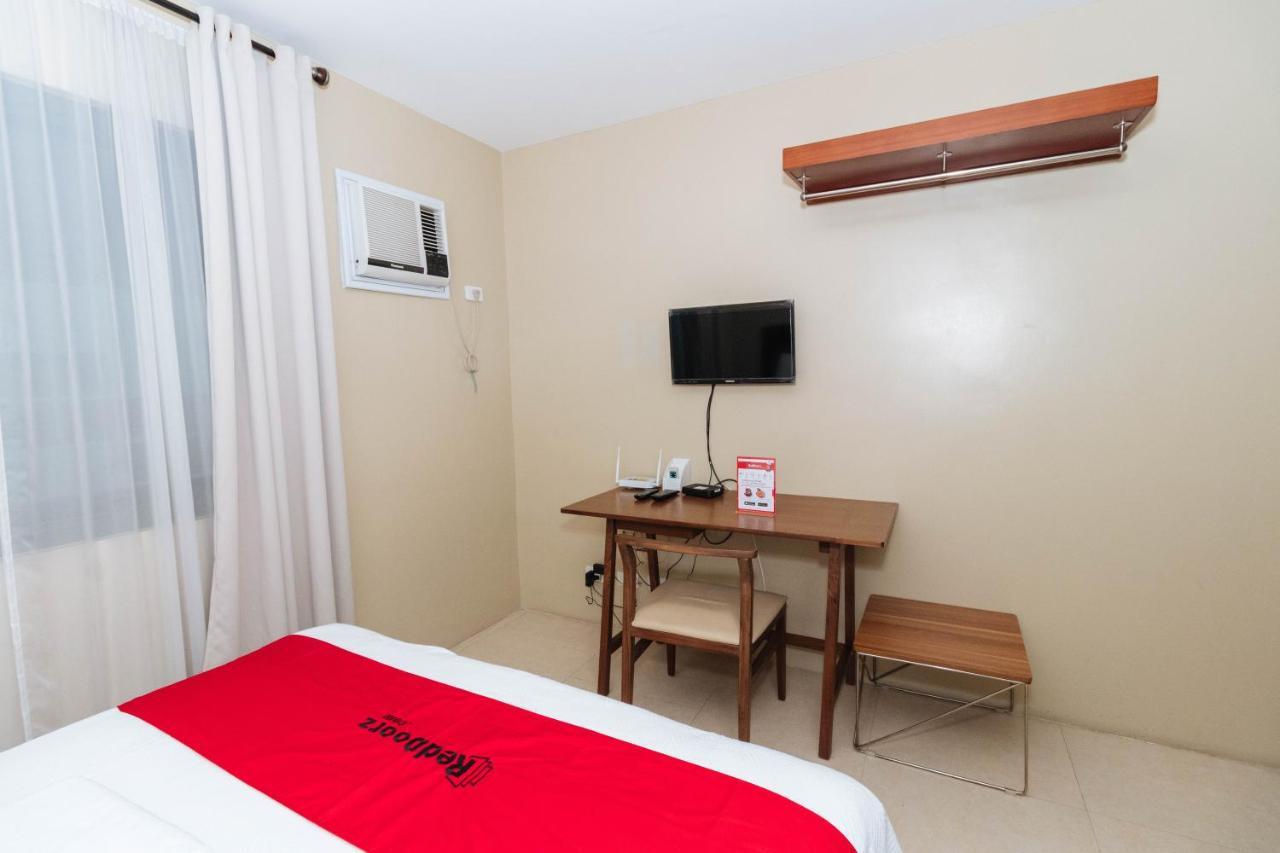 Reddoorz Near Osmena Highway 1 Ξενοδοχείο Μακάτι Εξωτερικό φωτογραφία
