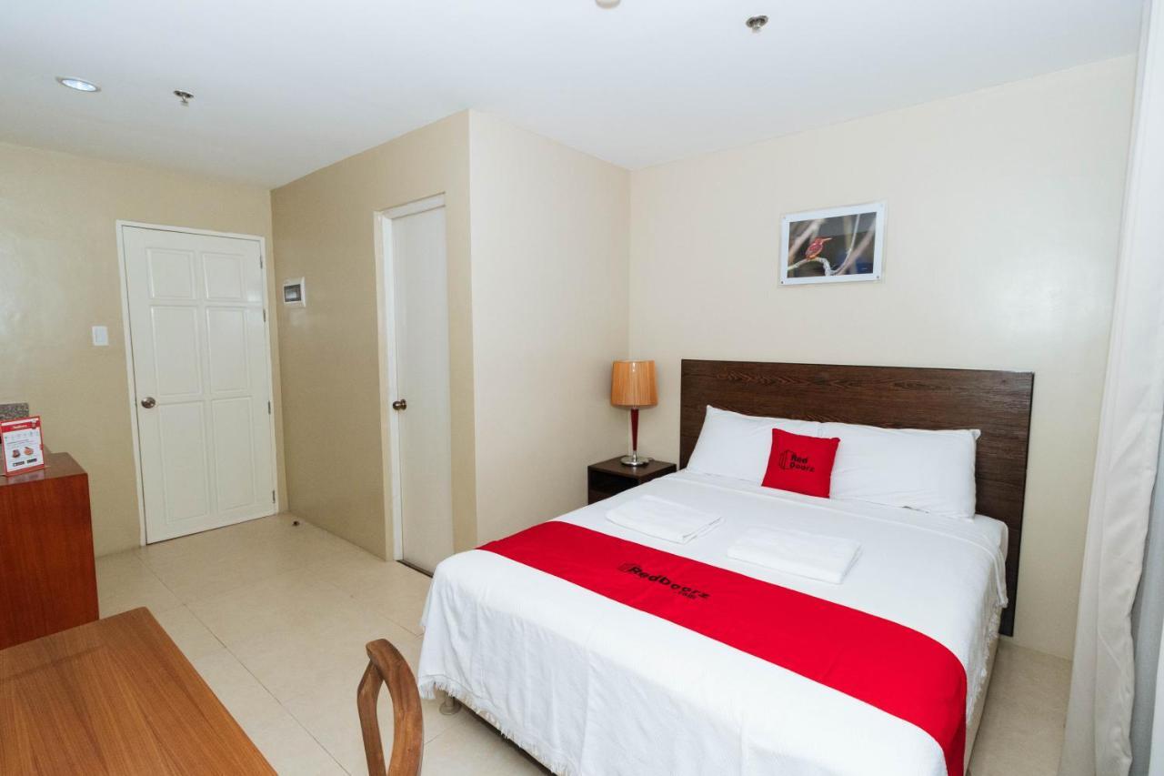 Reddoorz Near Osmena Highway 1 Ξενοδοχείο Μακάτι Εξωτερικό φωτογραφία